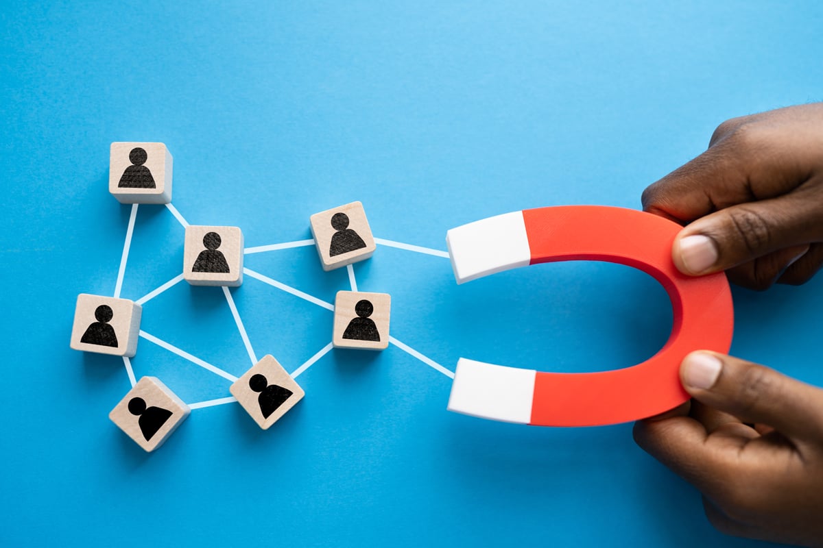 Image of magnet and square blocks to represent recruitment